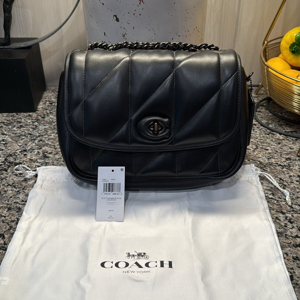 Pillow Madison Shoulder Bag With Quilting in Black